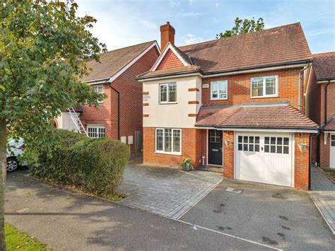 4 bedroom detached house for sale in Hengest Avenue, Esher, .